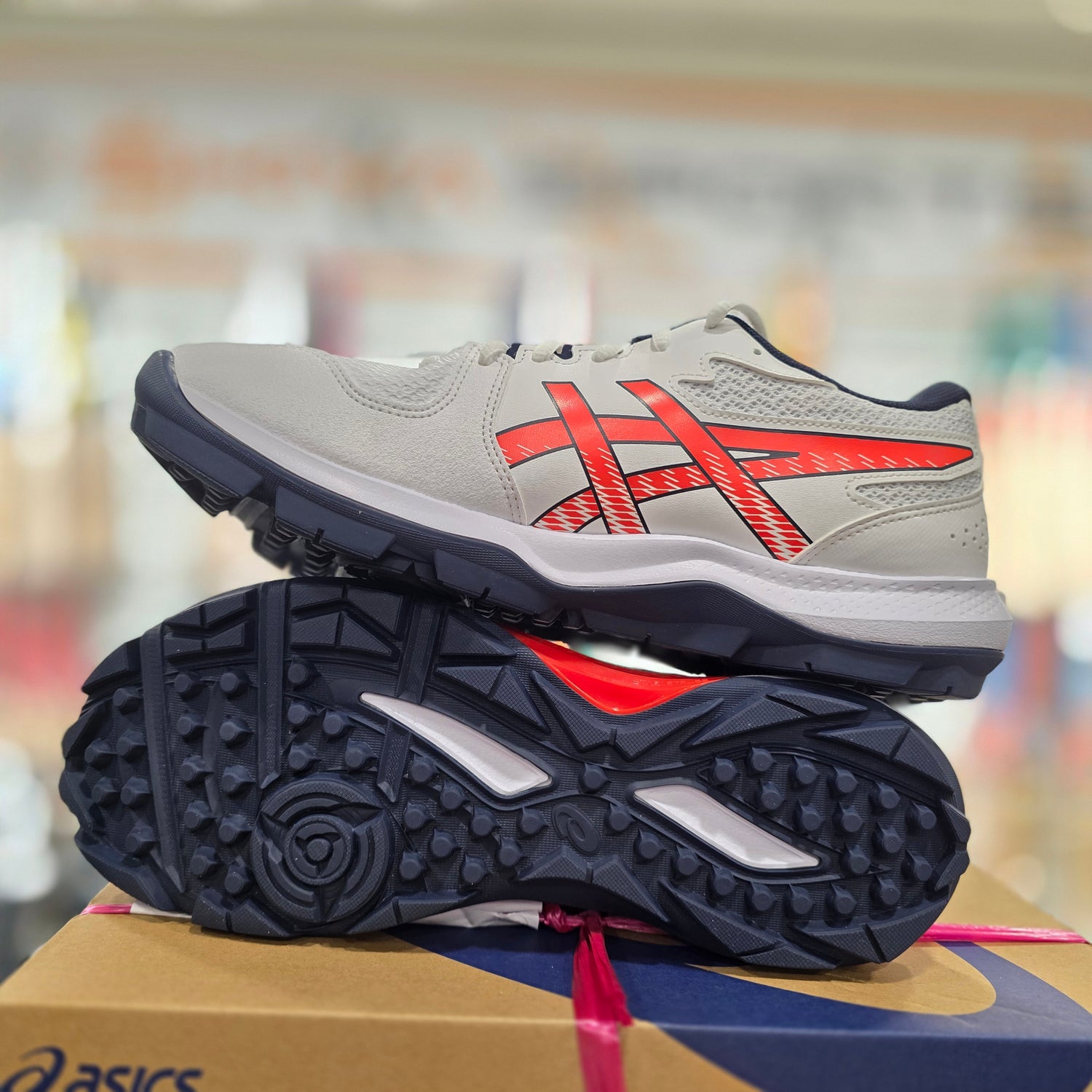 Gel-Peake 3 Cricket Rubber Shoes / Tomato Red